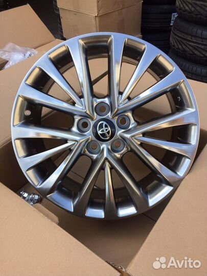 R18/5x114,3 ET45 D60,1 FR replica TY222(на Camry)