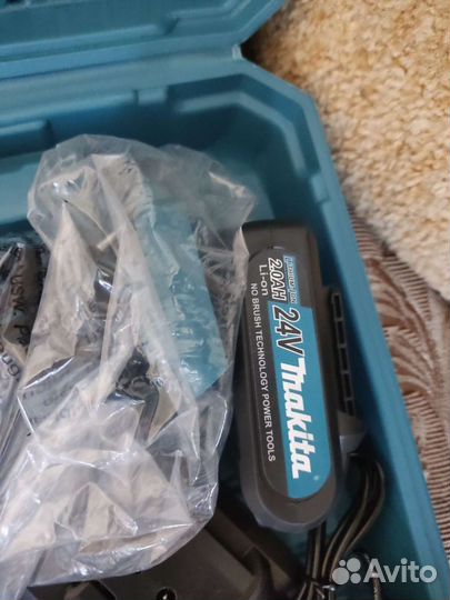 Новый Шуруповерт makita 24 v