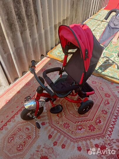 Трехколесный велосипед