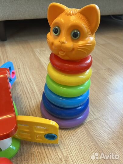 Развивающие игрушки для малышей пакетом