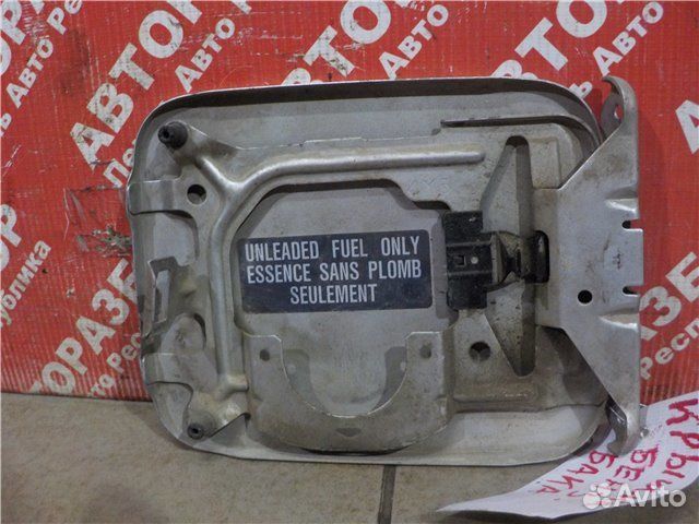 Лючок бензобака Nissan Sunny N16 QG15DE 2002