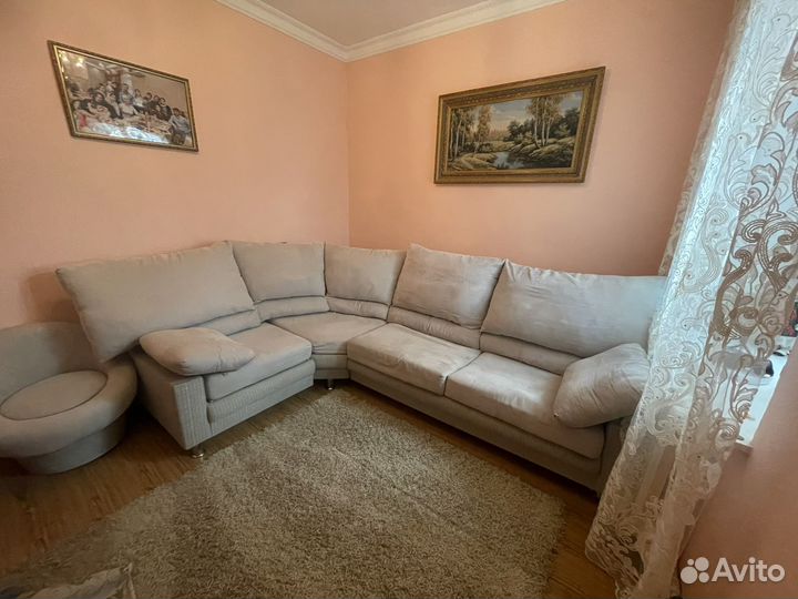 Угловой диван