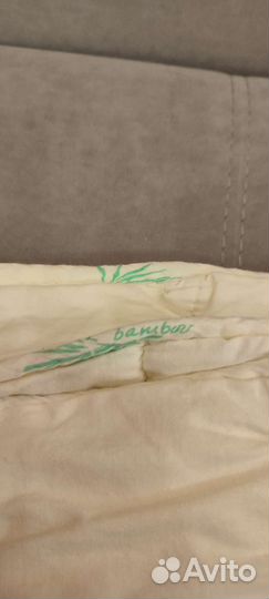 Одеяло и комплекты в детскую кроватку