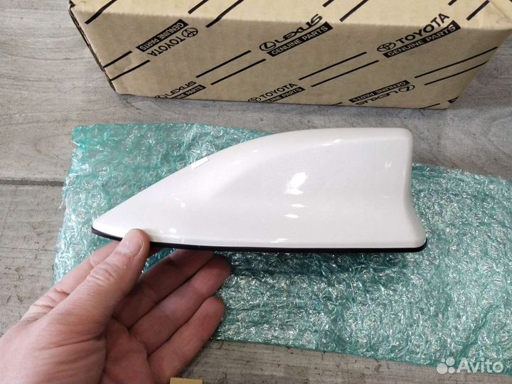 Крышка Антенны Toyota Fortuner Оригинал 15-20