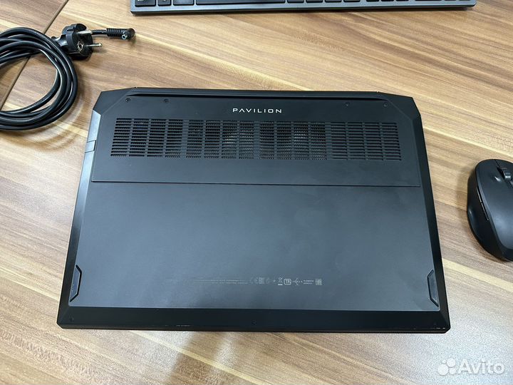 HP pavilion gaming 15-ec1066ur GTX 1660 TI 6 GB