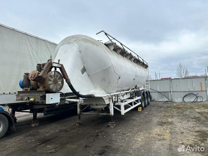 Полуприцеп цементовоз Feldbinder EUT 40.3-2-1, 2000