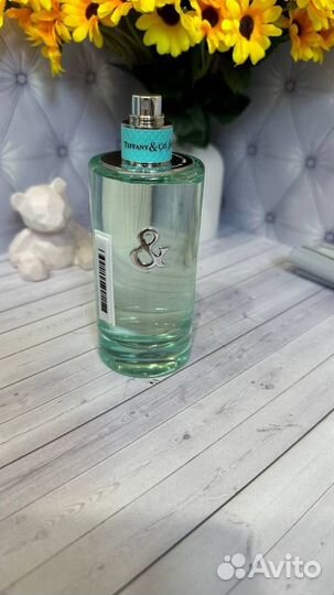 Tiffany Co Love for her 87 ml витрина