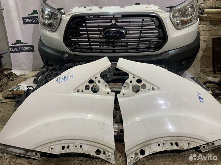 Бампер передний - передний Ford Transit 2.2