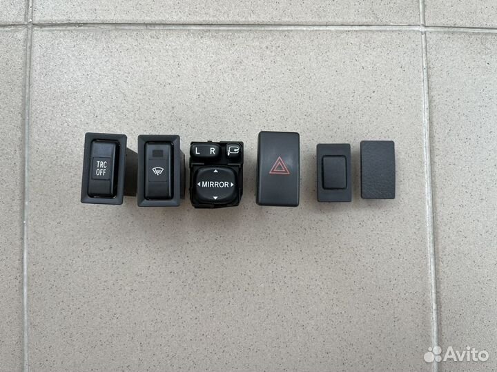 Кнопки Toyota Avensis 2003-2008