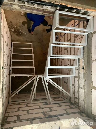 Лестница в дом. Заключаем договор