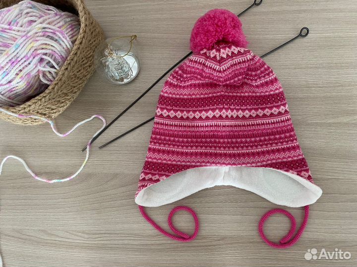 Шапка демисезонная для девочки шерстяная