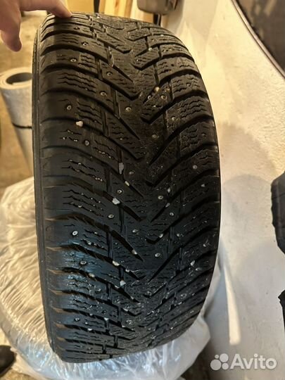 Nokian Tyres Hakkapeliitta 8 SUV 235/55 R17