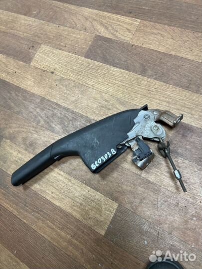 Рычаг стояночного тормоза VAG