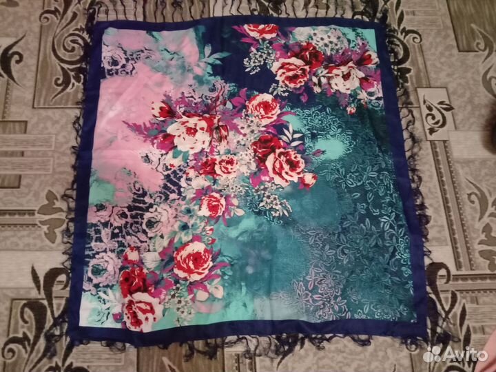 Платок новый