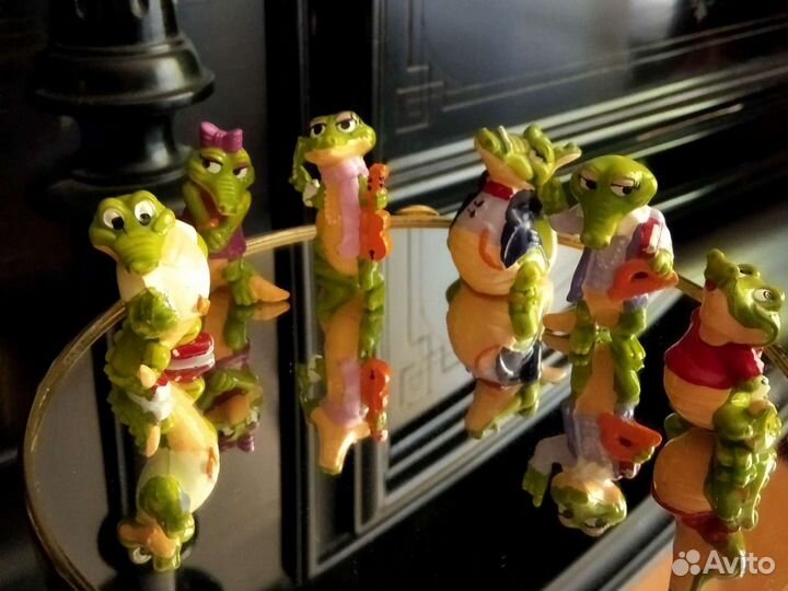 Крокодилы из киндер-сюрприза