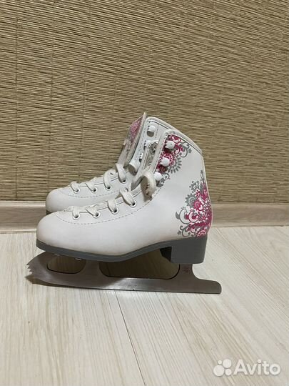 Коньки фигурные