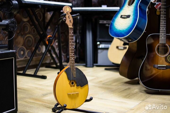 Домра малая Doff + Аксессуары