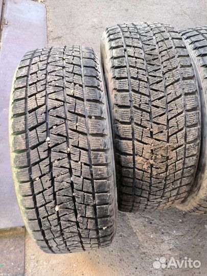 Bridgestone Blizzak DM-V1 225/60 R17