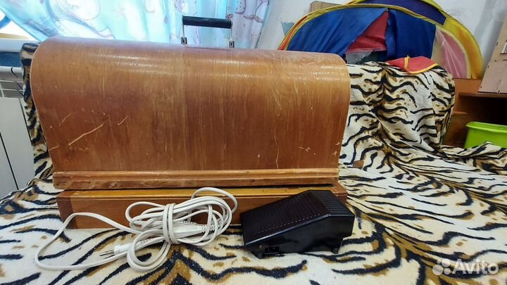 Швейная машинка Tur2