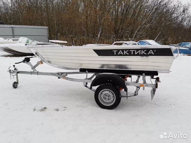Моторно-гребная лодка Тактика-390 рм fish