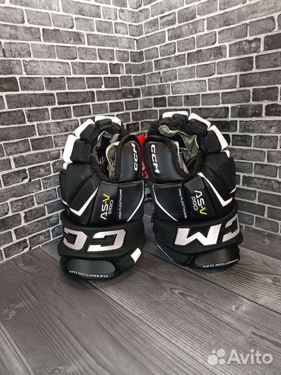 Краги хоккейные 14