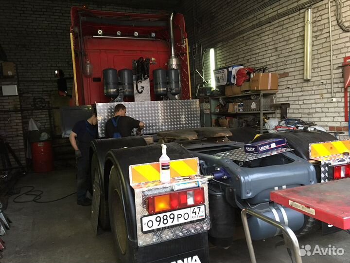 Автомеханик-автослесарь по ремонту грузовиков