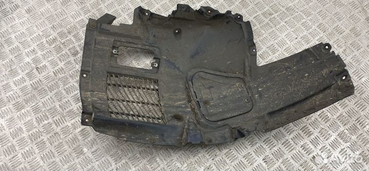 Подкрылок передний правый BMW 5 F10/F11 рест. F10
