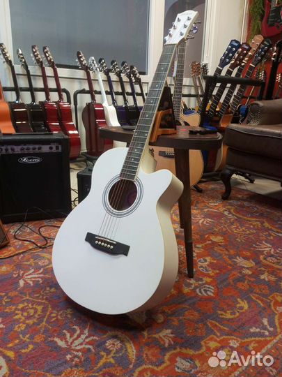 Акустическая гитара белая новая Elitaro