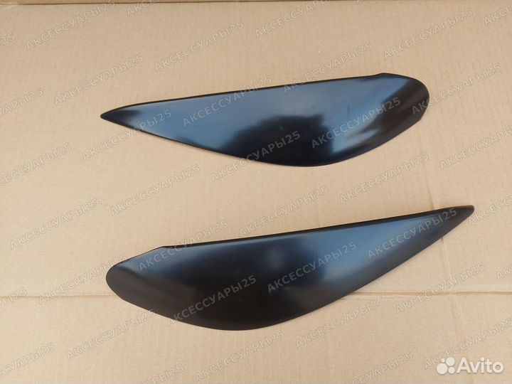 Реснички на фары Toyota Premio 240. Широкие