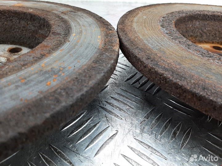 Диск тормозной задний для Volkswagen Passat 6