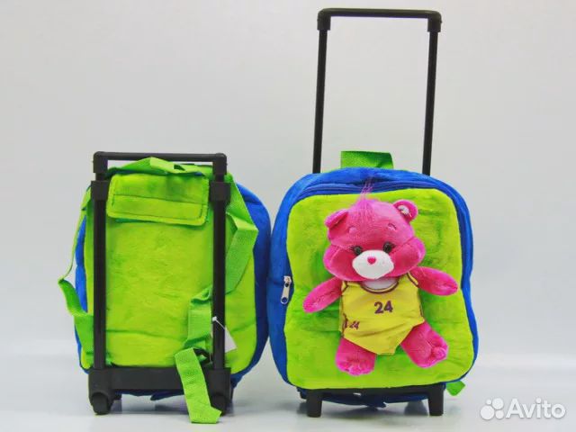 Рюкзак с игрушкой и тележкой