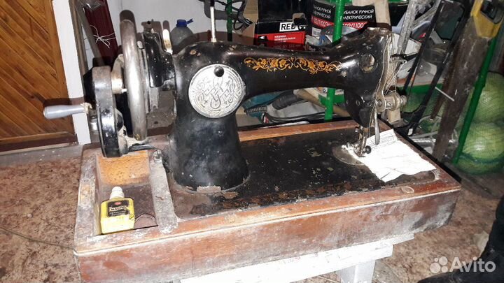 Швейная машина пмз им. Калинина