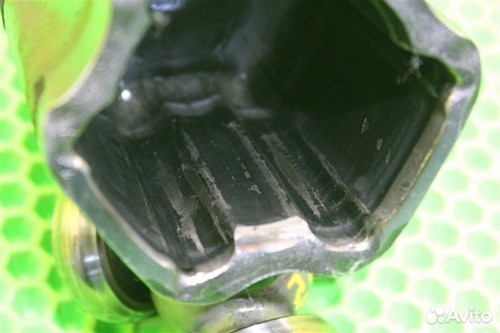 Шрус внутренний передний левый Toyota Camry MCV30