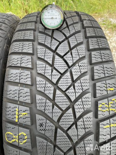 Goodyear UltraGrip Performance SUV Gen-1 235/50 R19
