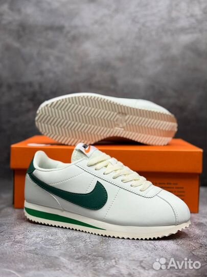 Кроссовки Nike Cortez