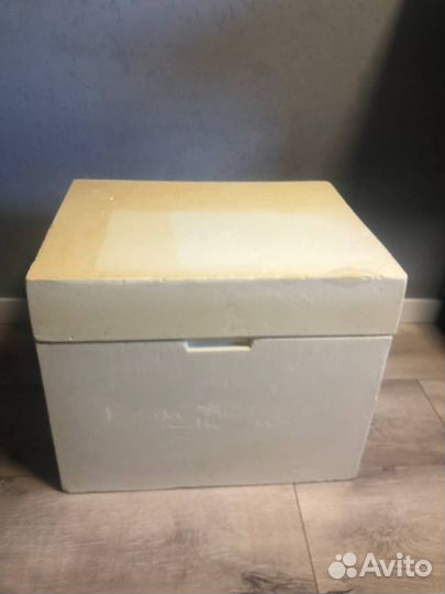 Фармацевтический переносной холодильник