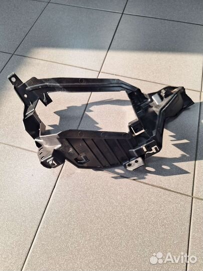Кронштейн насадки глушителя бмв х5 19г