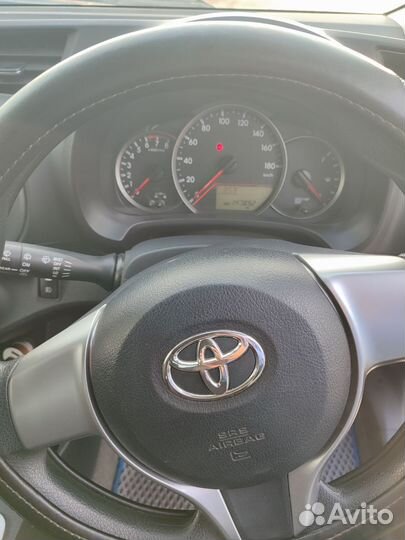 Toyota Vitz 1.0 CVT, 2014, 148 000 км