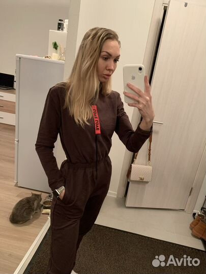 Комбинезон женский