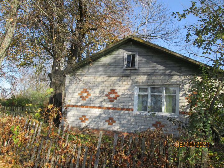 Дом 36 м² на участке 10 сот.