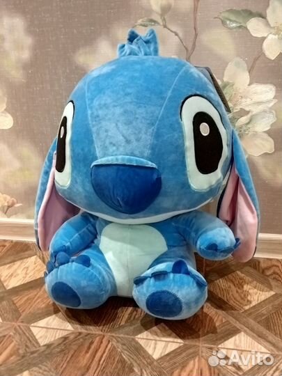 Герой мультика Лило и Стич, Жираф