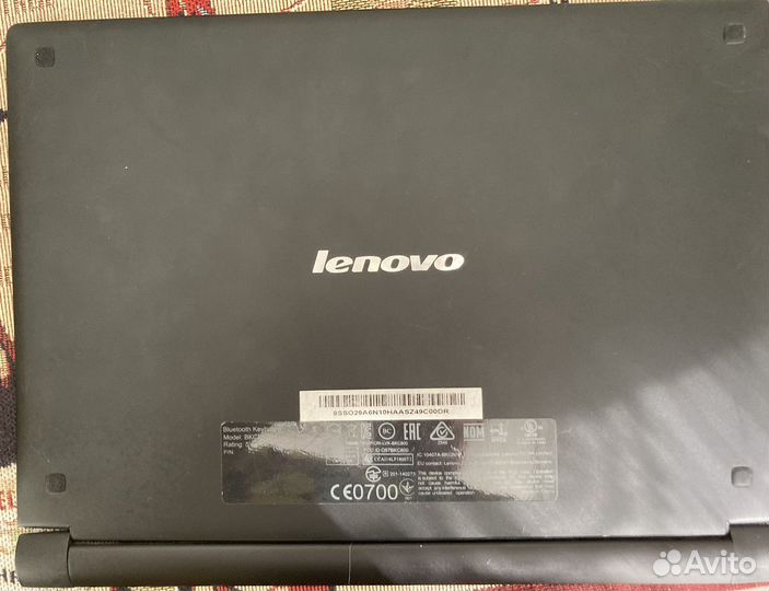 Клавиатура беспроводная в оабочем состоянии