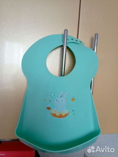 Нагрудник силиконовый