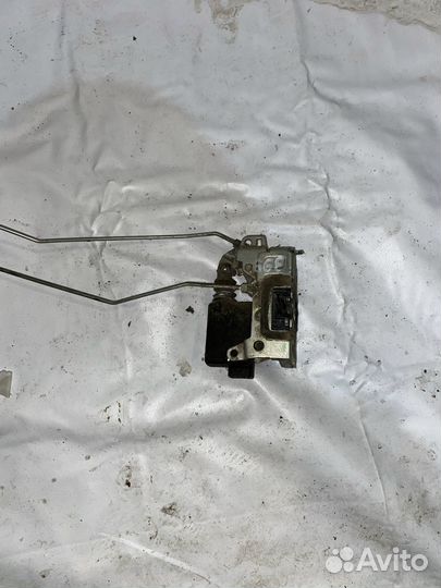 Renault Logan 05- Замок двери задней правой 399