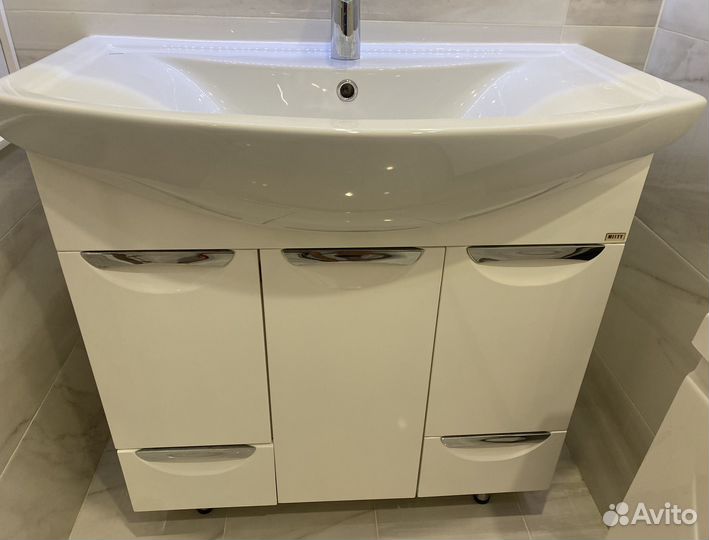 Тумба для ванной с раковиной
