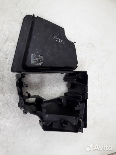 Корпус блока предохранителей Mercedes W210