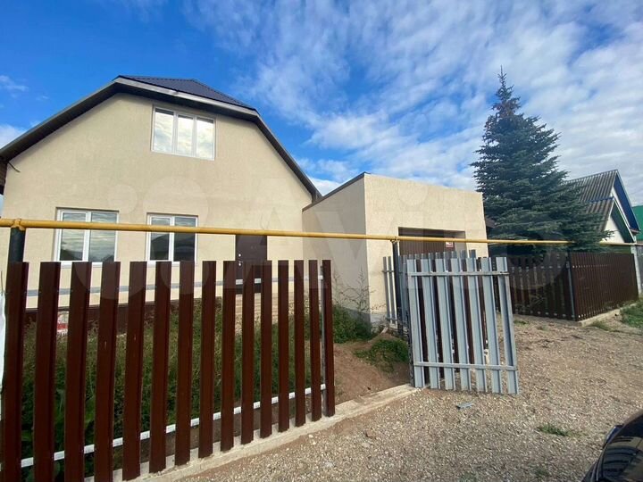 Дом 212 м² на участке 6 сот.