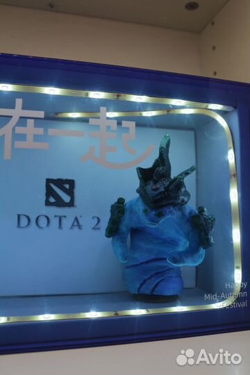 Глиняная фигурка Морфлинга из Dota 2