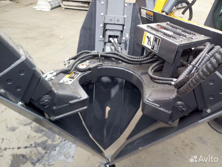 Пересадчик деревьев для мини погрузчика