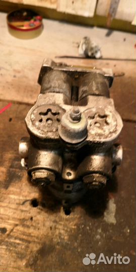 Audi v8 блок abs